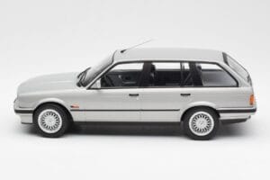 BMW 325i E30 Touring Hopea Norev 1:18 183216 Metalli — kuva 3 / 6