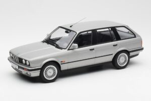 BMW 325i E30 Touring Hopea Norev 1:18 183216