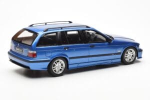 BMW 328i E36 Touring M Package Sininen Otto 1:18 OT358 Hartsi — kuva 2 / 6