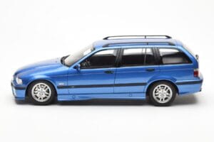 BMW 328i E36 Touring M Package Sininen Otto 1:18 OT358 Hartsi — kuva 3 / 6