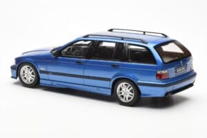 BMW 328i E36 Touring M Package Sininen Otto 1:18 OT358 Hartsi — kuva 5 / 6