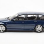 BMW 330i E46 Touring Sininen Otto 1:18 - image 3 of 6