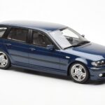 BMW 330i E46 Touring Sininen Otto 1:18 - image 4 of 6