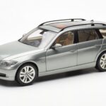 BMW 330i E91 Touring Harmaa Metallic Kyosho 1:18