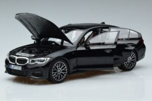 BMW 330i G20 Musta Metallic Norev 1:18 183277 Metalli — kuva 2 / 7