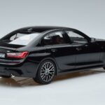 BMW 330i G20 Musta Metallic Norev 1:18 183277 Metalli - image 3 of 7