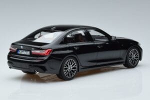 BMW 330i G20 Musta Metallic Norev 1:18 183277 Metalli — kuva 3 / 7