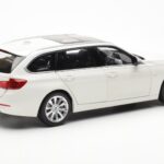 BMW 335i F31 Touring Alpine Valkoinen Paragon 1:18 - image 3 of 8