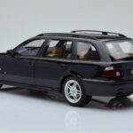 BMW 540 E39 Touring M Package Musta Otto 1:18 - image 5 of 6