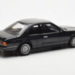 BMW 635 CSi E24 Diamant Musta Metallic AUTOart 1:18 - image 3 of 8