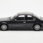 BMW 635 CSi E24 Diamant Musta Metallic AUTOart 1:18 - image 4 of 8