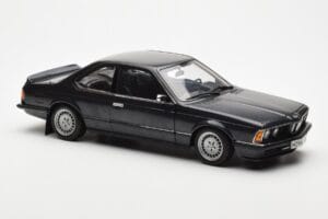 BMW 635 CSi E24 Diamant Musta Metallic AUTOart 1:18 70521 Metalli — kuva 6 / 8
