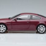 BMW 645Ci E63 Tummanpunainen Kyosho 1:18 08701CR Metalli - image 4 of 7