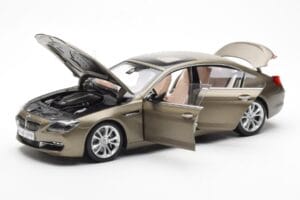 BMW 650i F06 Gran Coupe Frozen Pronssi Metallic Paragon 1:18 80432218742 Metalli — kuva 2 / 8