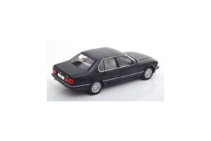 BMW 750i E32 Musta MCG 1:18 MCG18162 Metalli — kuva 2 / 3