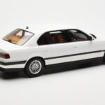 BMW 750iL E38 Asia Exclusive Valkoinen Otto 1:18 OT836 - image 2 of 6