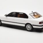 BMW 750iL E38 Asia Exclusive Valkoinen Otto 1:18 OT836 - image 5 of 6