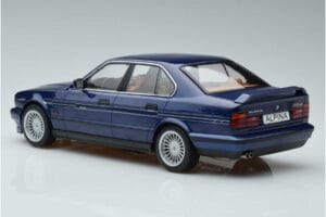 BMW Alpina B10 4.6 E34 Sininen MCG 1:18 MCG18230 Metalli — kuva 5 / 6