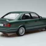 BMW Alpina B10 4.6 E34 Vihreä MCG 1:18 MCG18229 Metalli - image 2 of 6