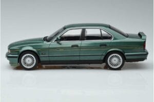 BMW Alpina B10 4.6 E34 Vihreä MCG 1:18 MCG18229 Metalli — kuva 3 / 6