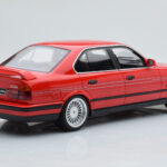 BMW Alpina B10 E34 Biturbo Punainen Otto 1:18 - image 2 of 6