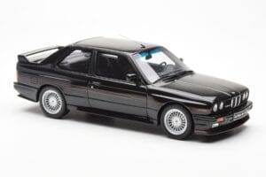 BMW Alpina B6 3.5S M3 E30 Antrasiitti Harmaa Otto 1:18 OT632 Hartsi — kuva 4 / 6