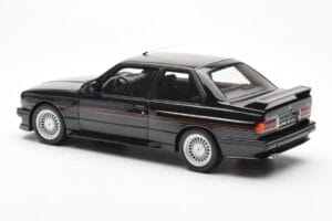 BMW Alpina B6 3.5S M3 E30 Antrasiitti Harmaa Otto 1:18 OT632 Hartsi — kuva 5 / 6
