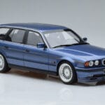 BMW Alpina B10 E34 4.0 Touring Sininen Otto 1:18 OT944 Hartsi - image 4 of 6