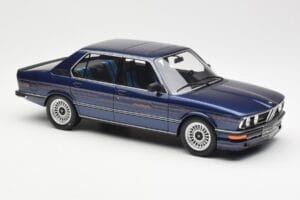 BMW Alpina B7S E12 Turbo Dark Sapphire Sininen Metallic Otto 1:18 OT640 Hartsi — kuva 4 / 6