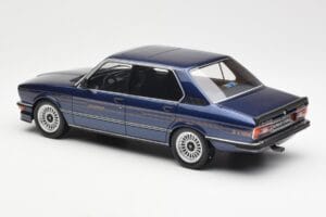 BMW Alpina B7S E12 Turbo Dark Sapphire Sininen Metallic Otto 1:18 OT640 Hartsi — kuva 5 / 6