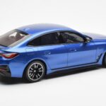 BMW i4 M50 G26 Sininen Otto 1:18 OT453 - image 2 of 6