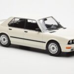 BMW M535i E28 Valkoinen Norev 1:18 - image 4 of 6