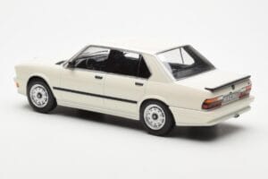 BMW M535i E28 Valkoinen Norev 1:18 183260 Metalli — kuva 5 / 6