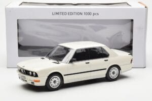 BMW M535i E28 Valkoinen Norev 1:18 183260 Metalli — kuva 6 / 6