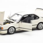 BMW M635 CSi E24 Valkoinen Dealer Edition AUTOart 1:18 - image 2 of 8