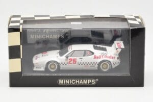 BMW M1 IMSA #25 Red Lobster Cowart / Miller LA Times Grand Prix Winner 1981 Minichamps 1:43 430812525 Metalli — kuva 4 / 4