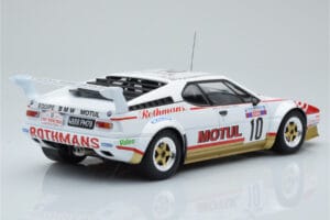 BMW M1 Motul #10 B. Darniche / A. Mahe Rally Tour de Corse 1982 IXO 1:18 18RMC114 Metalli — kuva 2 / 6