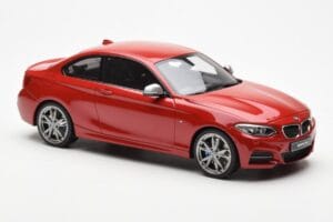 BMW M235i F23 Avoauto Punainen GT Spirit 1:18 GT039 Hartsi — kuva 4 / 6