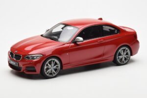 BMW M235i F23 Avoauto Punainen GT Spirit 1:18 GT039
