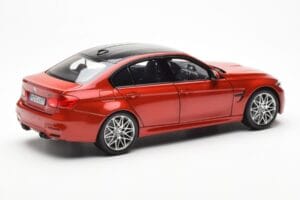 BMW M3 Competition F80 Sakhir Oranssi Norev 1:18 80432411553 Metalli — kuva 3 / 8