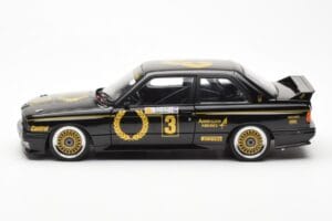 BMW M3 E30 #3 J. Richards Austrian Airlines ATCC 1987 AUTOart 1:18 88745 Metalli — kuva 4 / 8