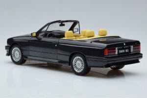 BMW M3 E30 Avoauto Musta Otto 1:18 OT1012 Hartsi — kuva 5 / 6