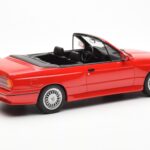 BMW M3 E30 Avoauto Punainen Otto 1:18 - image 2 of 6