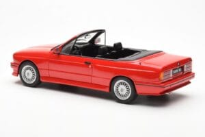 BMW M3 E30 Avoauto Punainen Otto 1:18 OT077 Hartsi — kuva 5 / 6