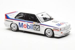 BMW M3 E30 #5 P. Brock Mobil ATCC 1988 AUTOart 1:18 88845 Metalli — kuva 6 / 8