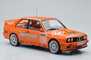 BMW M3 E30 Jagermeister #19 A. Hahne DTM Nurburgring 1992 IXO 1:18 18RMC082A Metalli — kuva 4 / 6