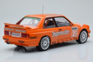 BMW M3 E30 Jagermeister #20 W. Gardner DTM Nurburgring 1992 IXO 1:18 18RMC082B Metalli — kuva 2 / 6