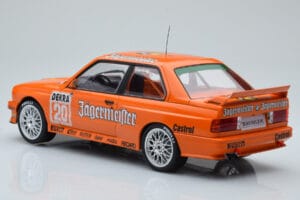 BMW M3 E30 Jagermeister #20 W. Gardner DTM Nurburgring 1992 IXO 1:18 18RMC082B Metalli — kuva 5 / 6