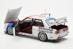 BMW M3 E30 #3 J. Cecotto Warsteiner DTM 1991 AUTOart 1:18 89145 Metalli — kuva 5 / 8