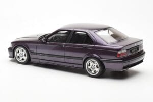 BMW M3 E36 Violetti Otto 1:18 OT307 Hartsi — kuva 5 / 6